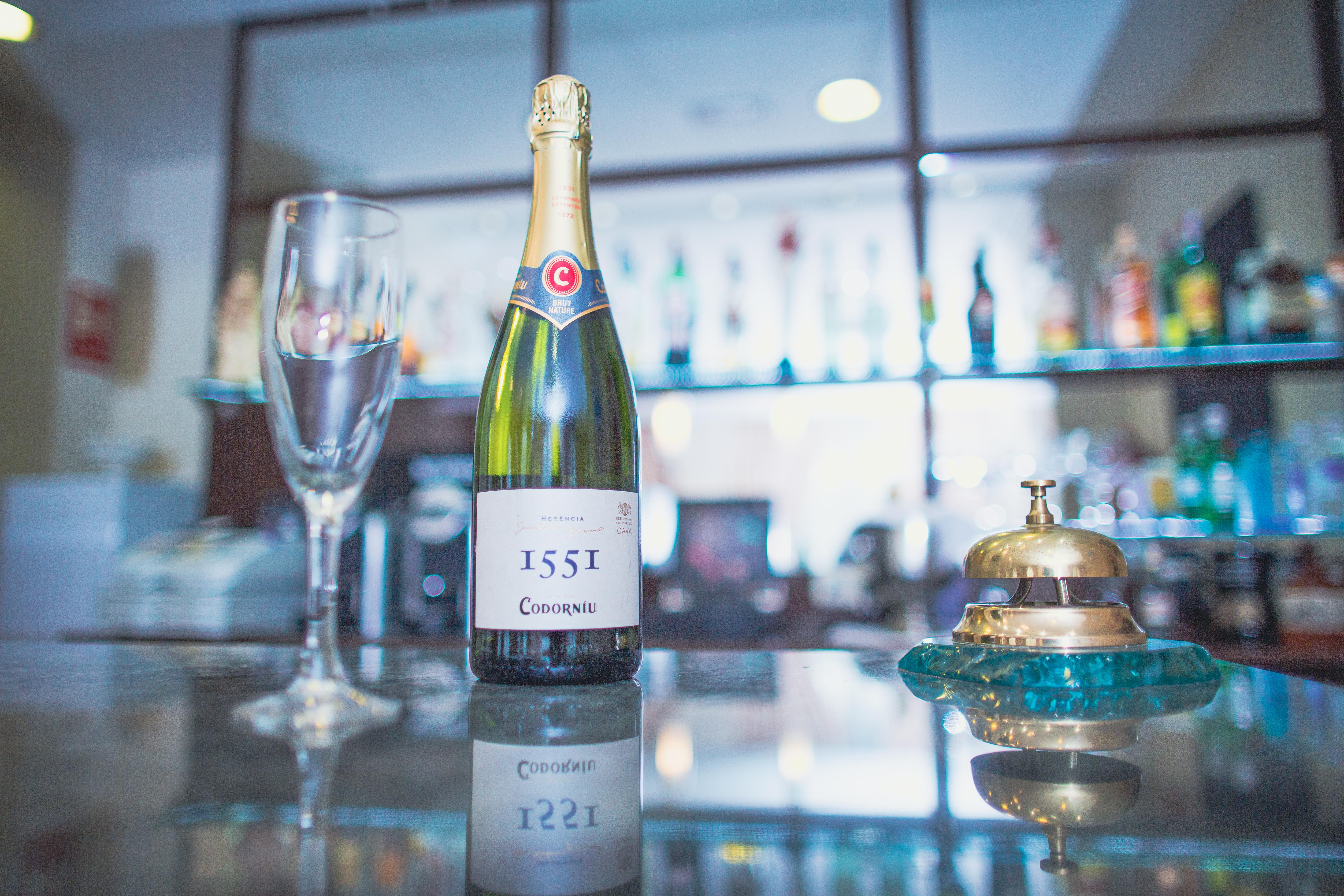 Hotel Cason Del Tormes By Happyculture Madrid Bagian luar foto